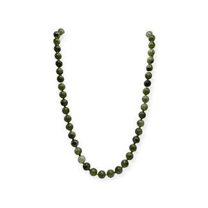 Vintage beaded green necklace 27 inches